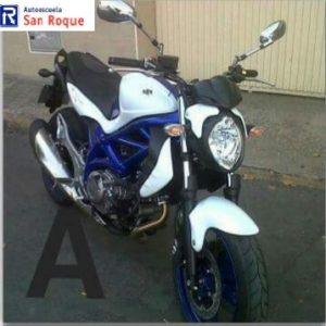 Nuestro vehículo para permiso motocicleta A