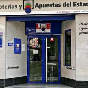 Administración de loterías 25 «LA DE BENIAJAN»