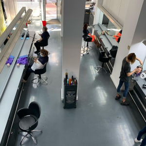 ACADEMIA DE PELUQUERIA Y BELLEZA RIZOS STYLE