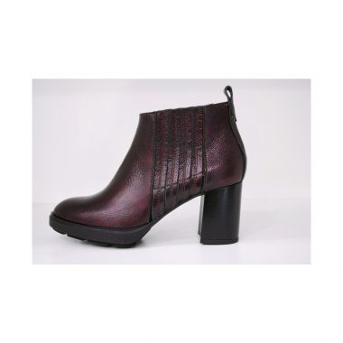 Botín de Mujer en piel. Antes 69.95€ AHORA: 39.00€