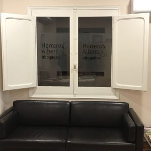 HERREROS Y ALBERO ABOGADOS