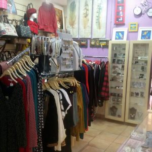 MODA REGALOS Y DECORACIÓN GIRASOL